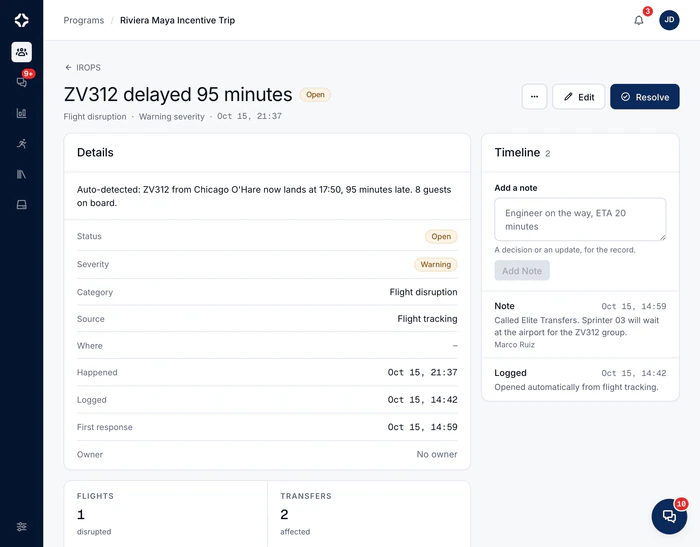 A flight disruption opened automatically from flight tracking: ZV312 delayed 95 minutes, with its details, a timeline note about the transfer company, and counts of disrupted flights and affected transfers